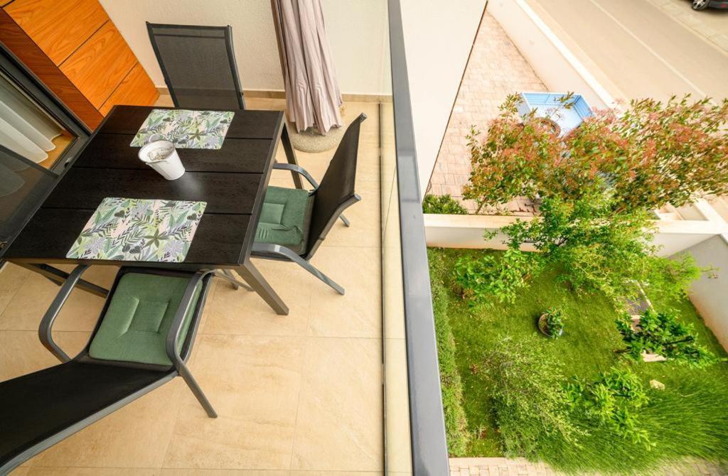 Ledunis Apartment Sibenik Room photo